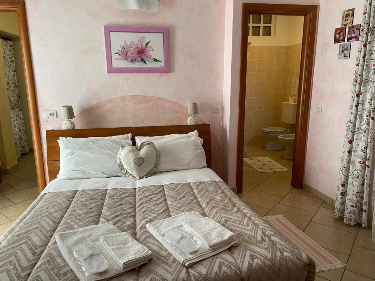 Hotel Diffuso Il Portichetto Vezio Perledo Ngoại thất bức ảnh